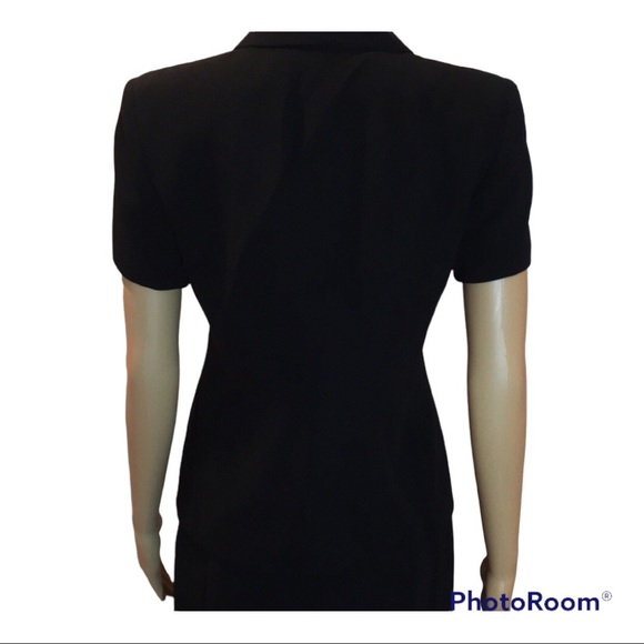 Jones of New York Vintage Short Sleeve Double Breasted Suit in Black in Size 2P - Picture 10 of 14